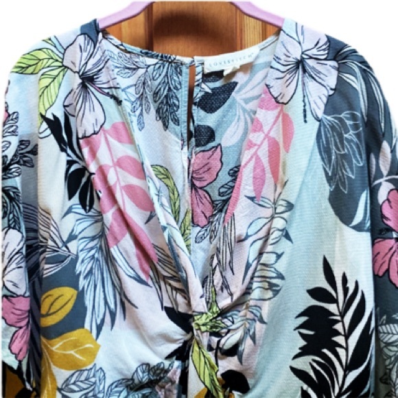 Lovestitch Flowy Blouse / size Sm. / Swimsuit coverup - Picture 4 of 15